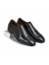 Earth Black Genuine Tata Leather Loafers For Men (Benjamin)